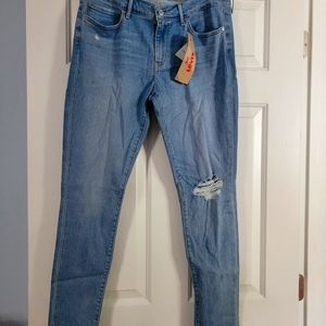 Levi's NWT size 32